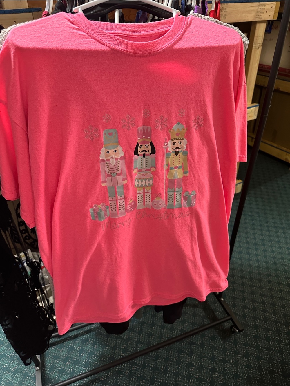 💐Gildan Pink Short Sleeve Tee with Nutcracker Trio Graphic